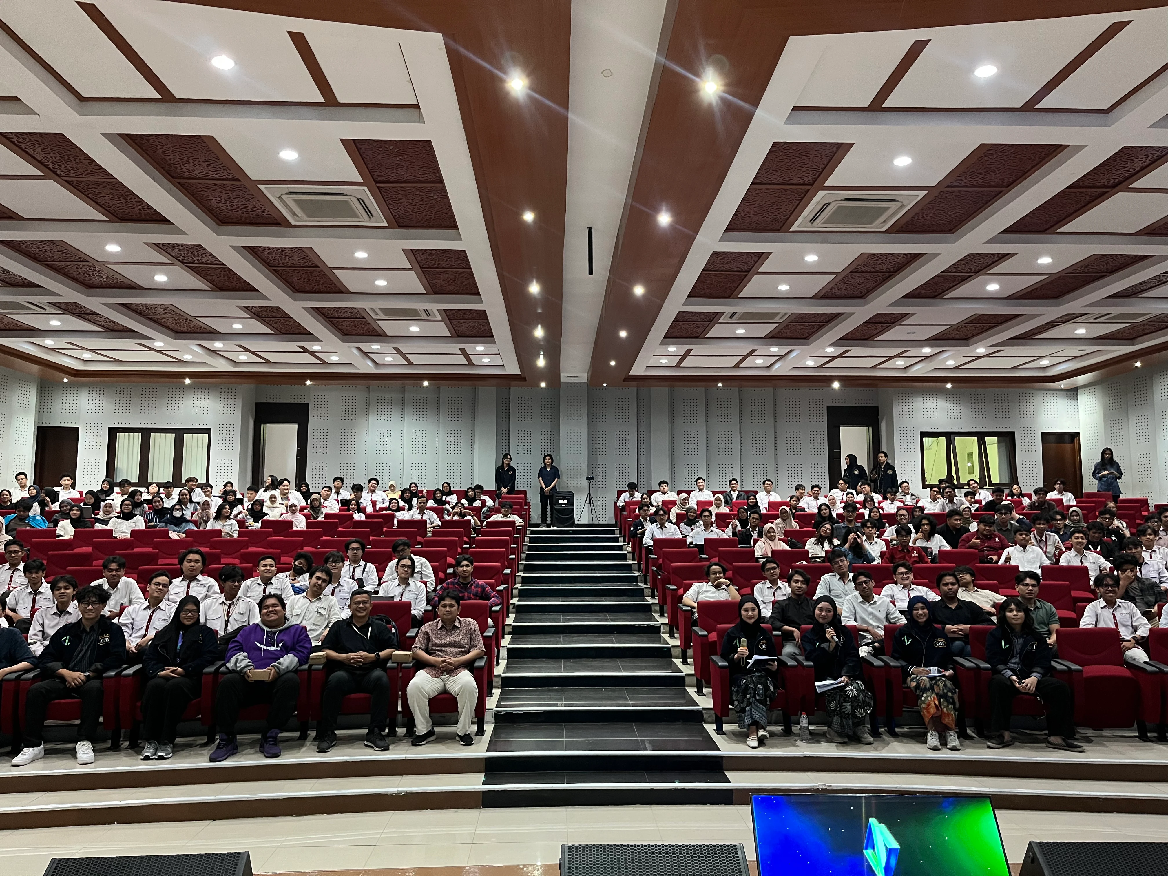 Kuliah Umum Manajemen Proyek Sistem Informasi photo 1
